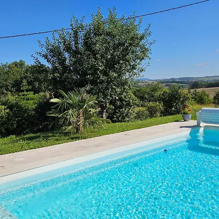 Chez Magali Nature Piscine Privee En Journee Et Massage Bien-etre Sur Reservation Salvagnac